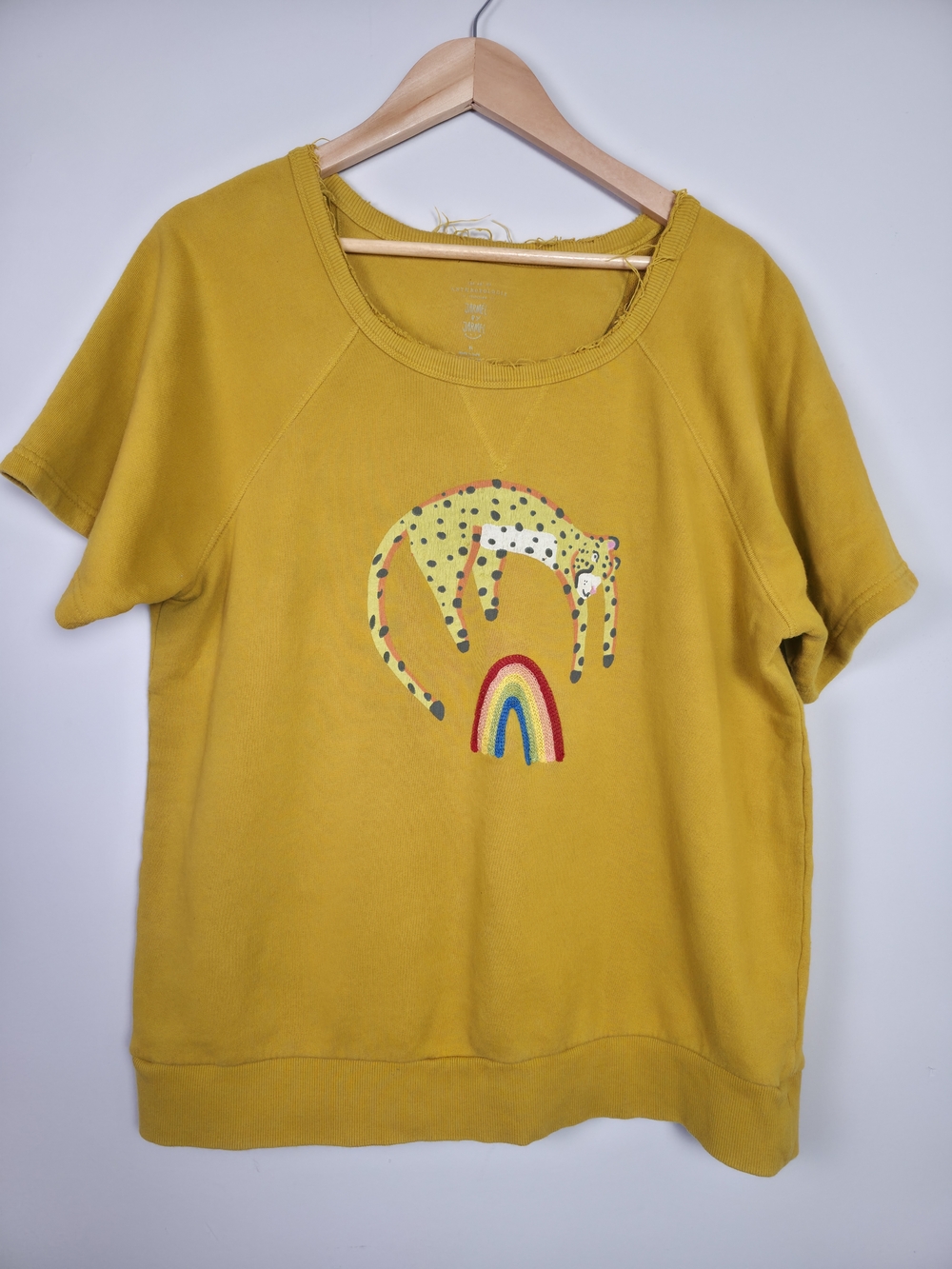 Anthropologie Jarmel by Jarmel Leopard Rainbow Sweatshirt Tee XL Mustard Boho - Picture 2 of 10